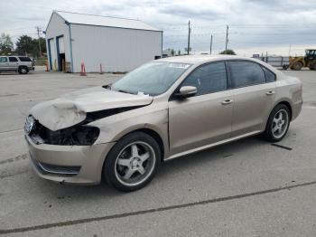  Salvage Volkswagen Passat