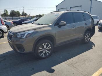  Salvage Subaru Forester
