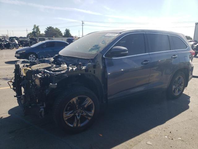  Salvage Toyota Highlander