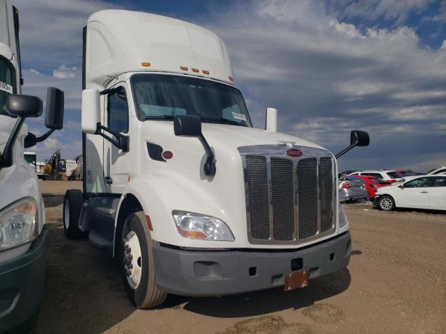  Salvage Peterbilt Tractor 579