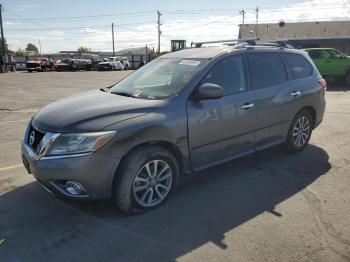  Salvage Nissan Pathfinder