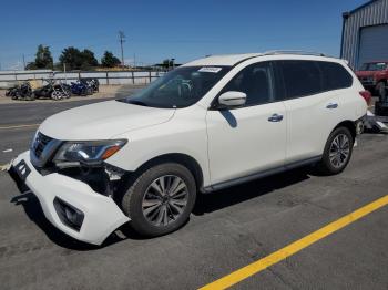  Salvage Nissan Pathfinder