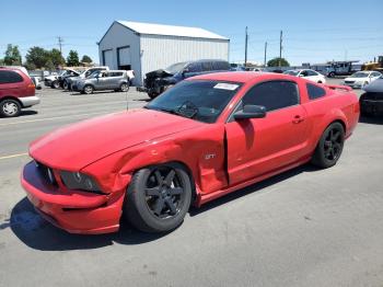  Salvage Ford Mustang