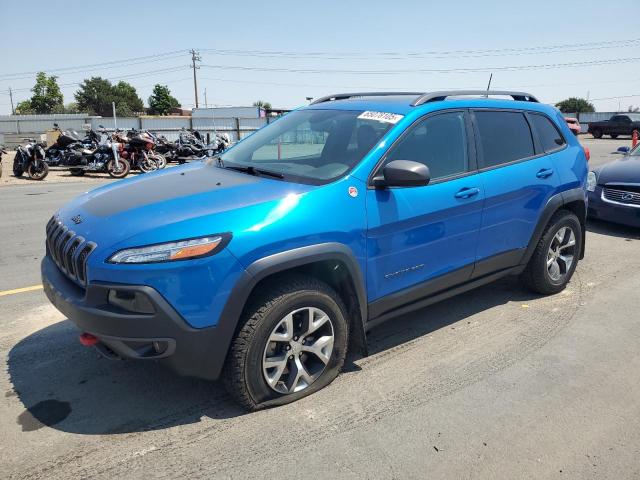  Salvage Jeep Cherokee