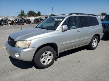  Salvage Toyota Highlander