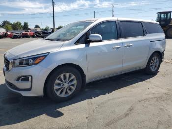  Salvage Kia Sedona