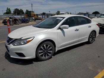  Salvage Nissan Altima