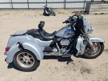  Salvage Harley-Davidson Fl