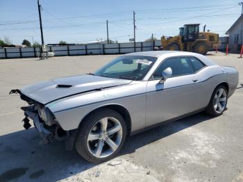  Salvage Dodge Challenger