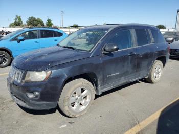  Salvage Jeep Compass