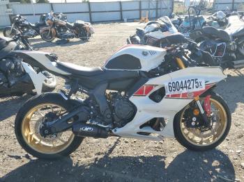  Salvage Yamaha Yzfr7