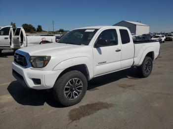  Salvage Toyota Tacoma