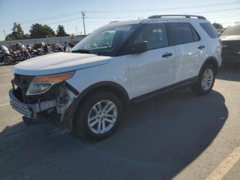  Salvage Ford Explorer