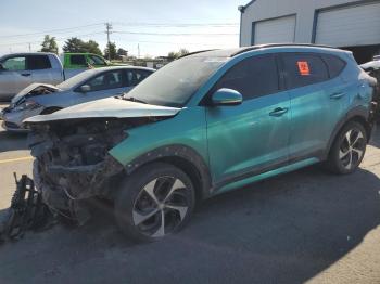 Salvage Hyundai TUCSON