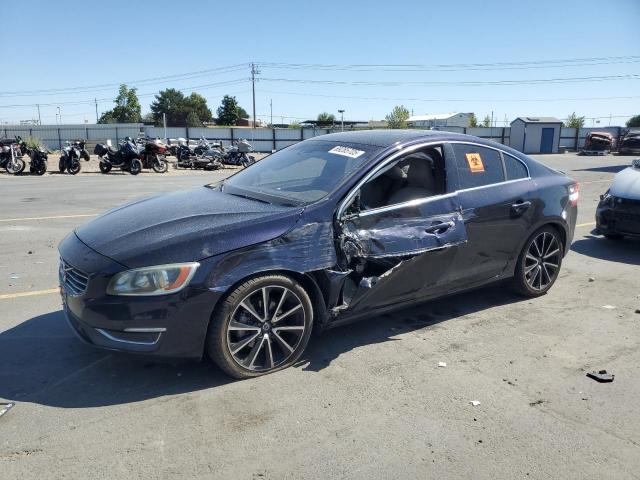  Salvage Volvo S60