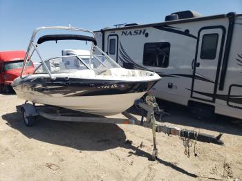  Salvage Bayliner Boat