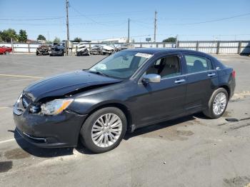  Salvage Chrysler 200