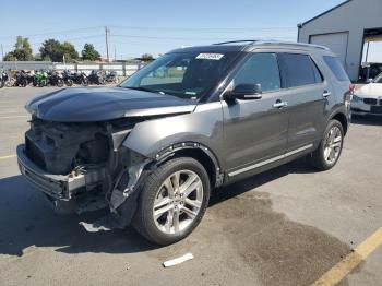  Salvage Ford Explorer