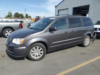  Salvage Chrysler Minivan