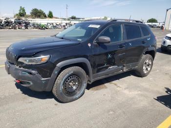  Salvage Jeep Cherokee