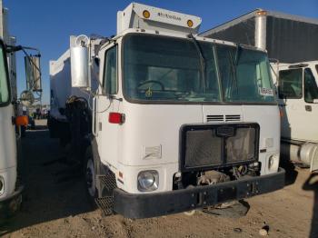 Salvage Autocar Llc Xpeditor