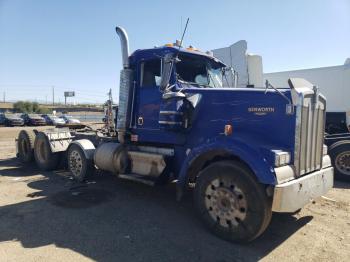  Salvage Kenworth W900