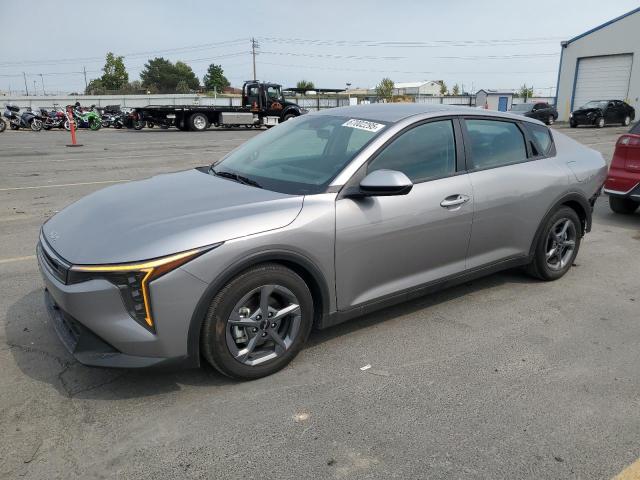  Salvage Kia K4 Lx
