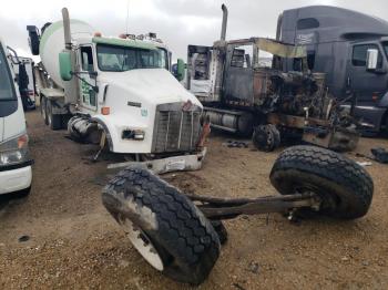  Salvage Kenworth W900