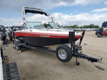  Salvage Stryker Boat Co. Inc 19ft Boat