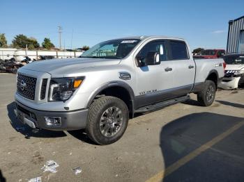  Salvage Nissan Titan