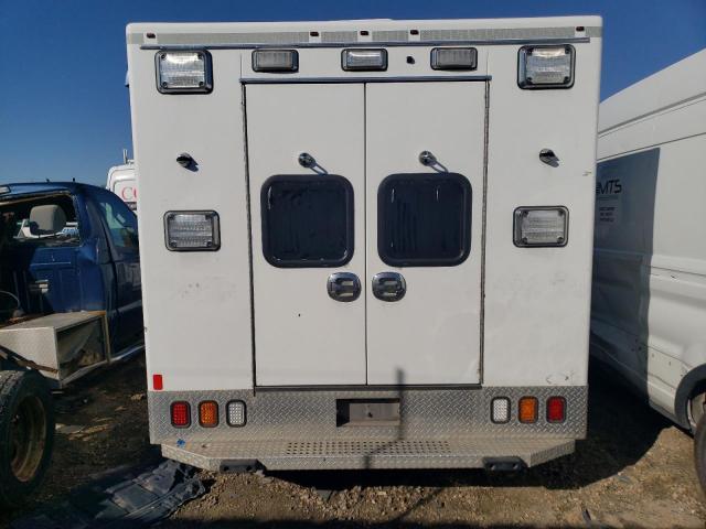 Ford F-450 Super Duty Image 4