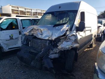  Salvage Freightliner Chassis