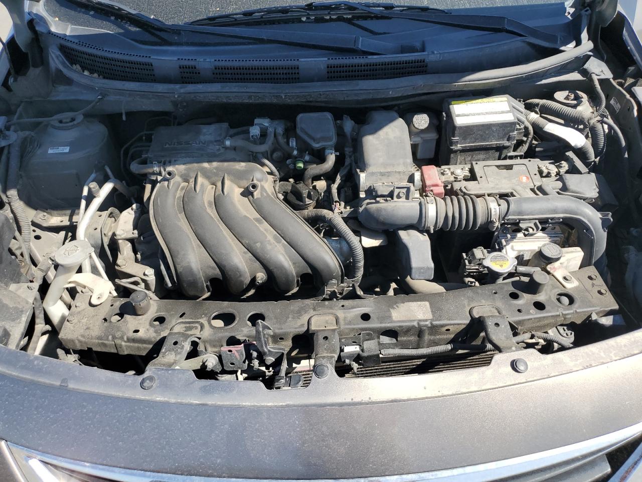 Nissan Versa S Image 3