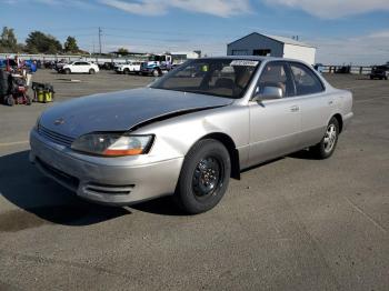  Salvage Lexus Es