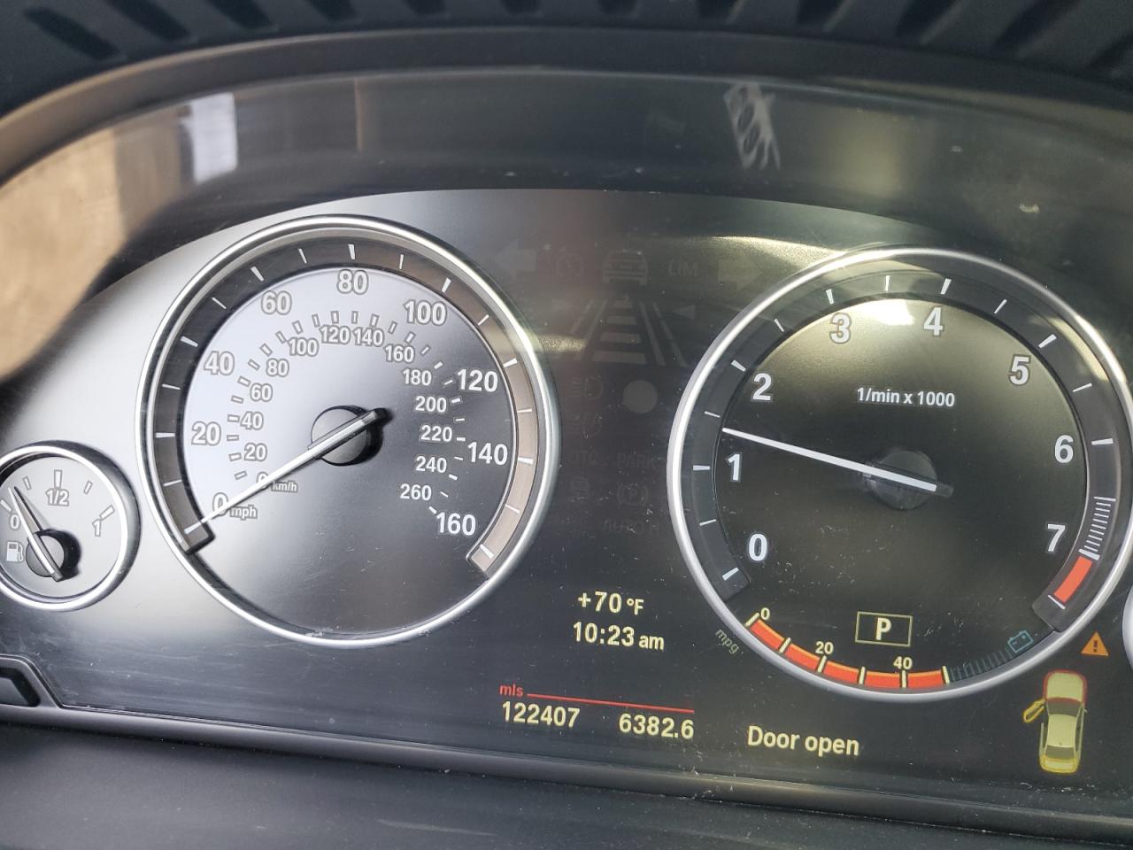 BMW 5 Series I Image 9