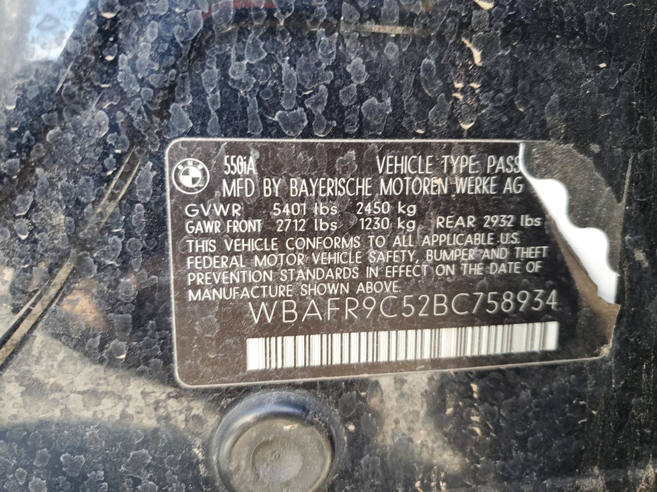 BMW 5 Series I Image 12