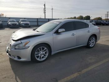  Salvage Nissan Maxima