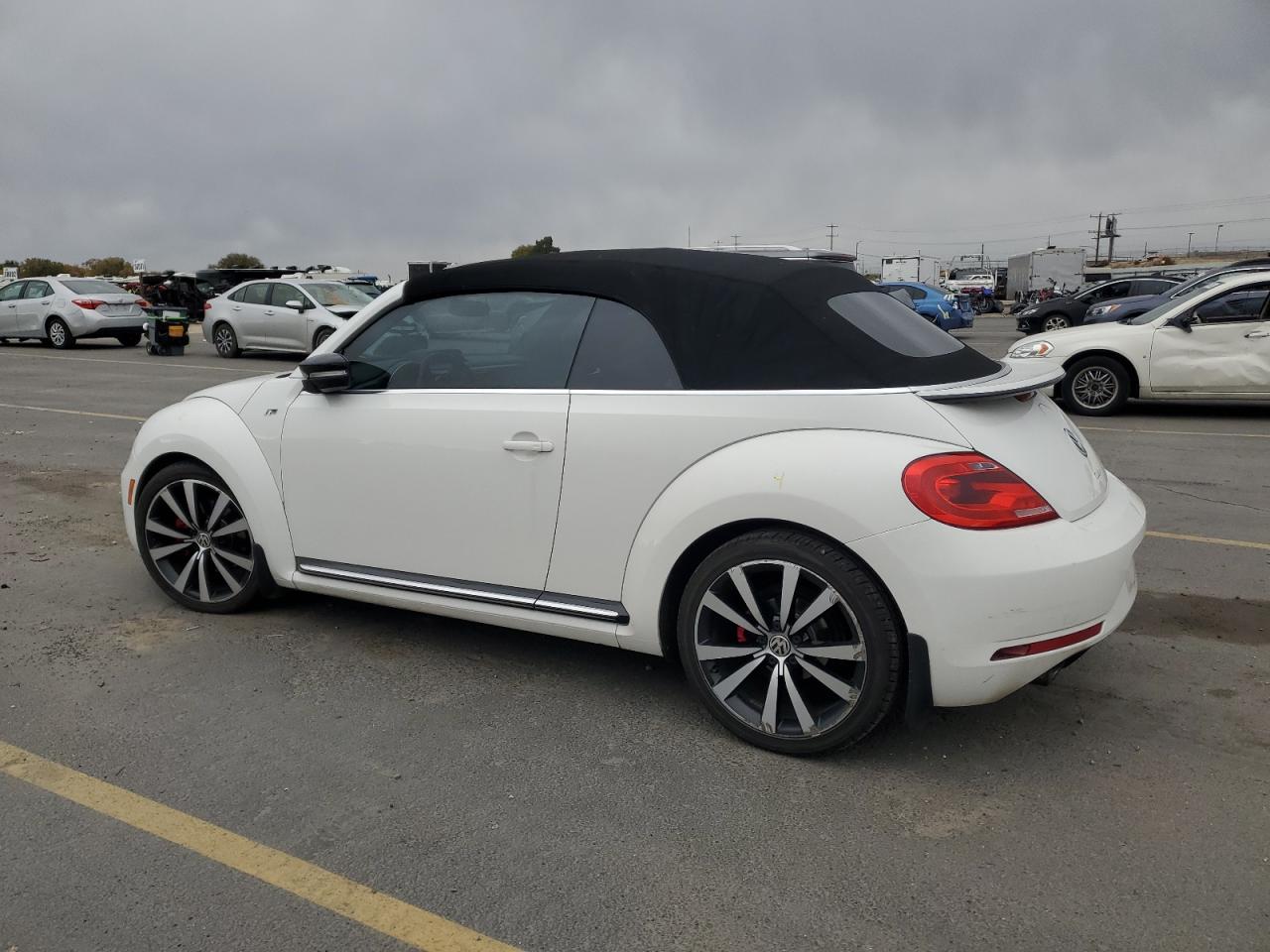 Volkswagen Beetle Turbo Image 2