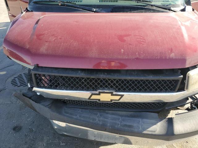 Chevrolet Express Image 9