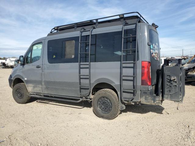 Mercedes-Benz Sprinter 2500 Image 8