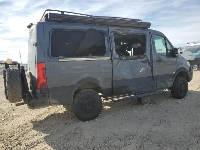 Mercedes-Benz Sprinter 2500 Image 9