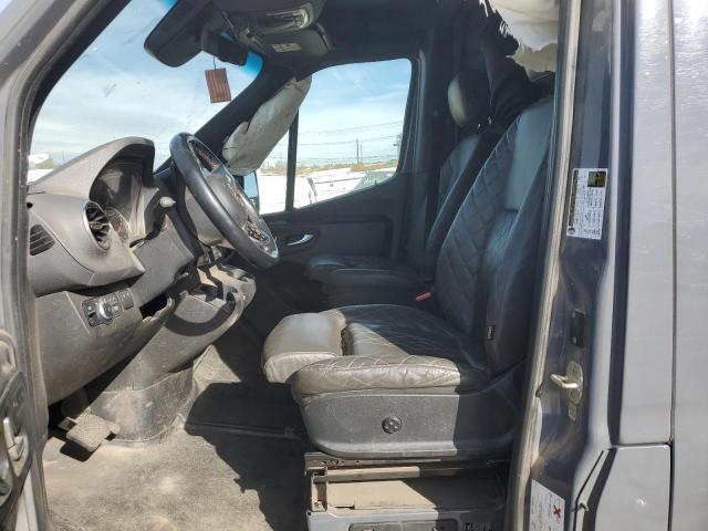 Mercedes-Benz Sprinter 2500 Image 2