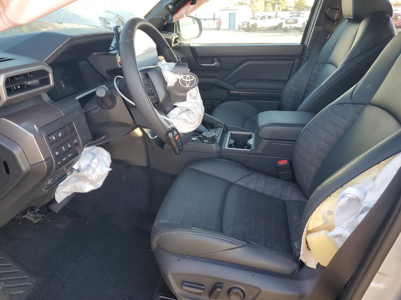 Toyota Tacoma Double Cab Image 5