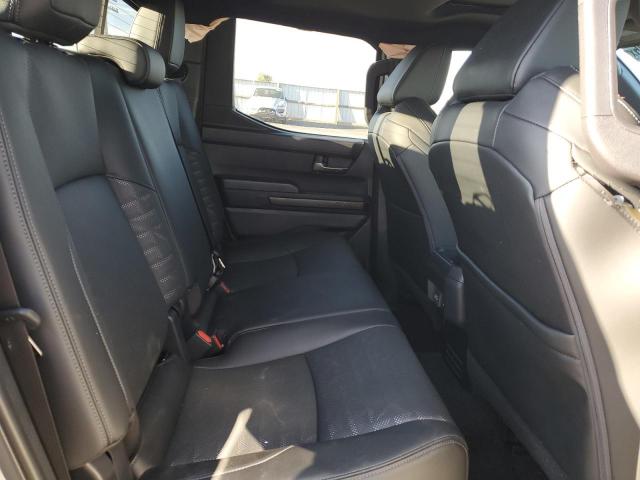 Toyota Tacoma Double Cab Image 9