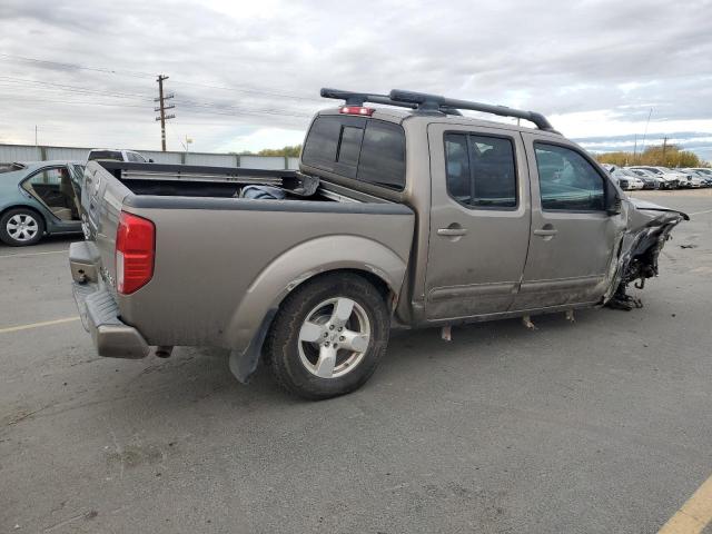 Nissan Frontier Crew Cab Le Image 5