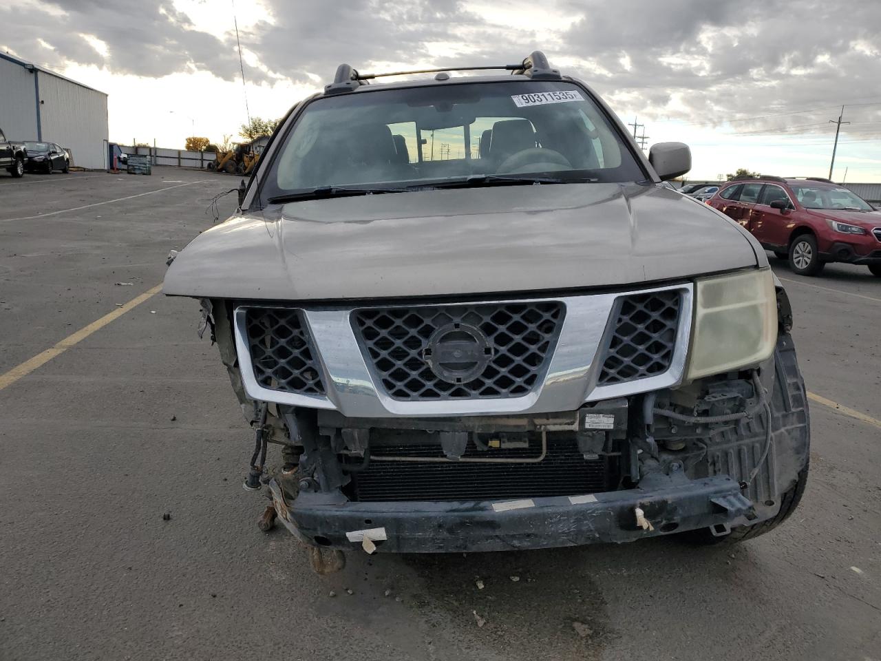 Nissan Frontier Crew Cab Le Image 6