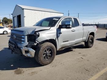  Salvage Toyota Tundra