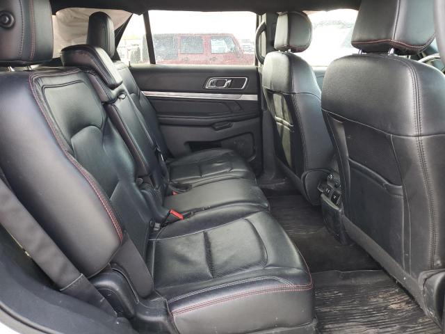 Ford Explorer Sport Image 8