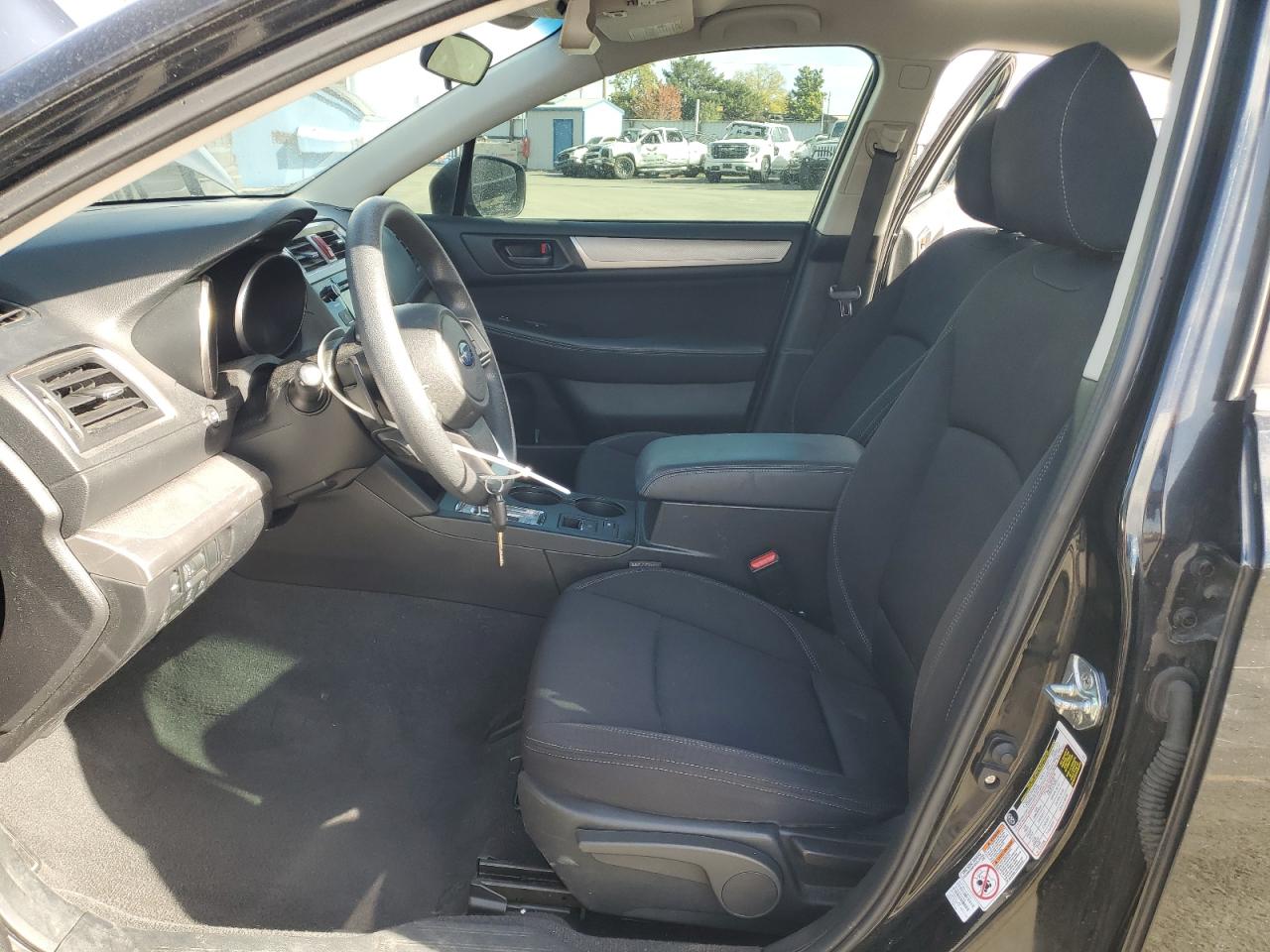 Subaru Legacy 2.5i Image 11