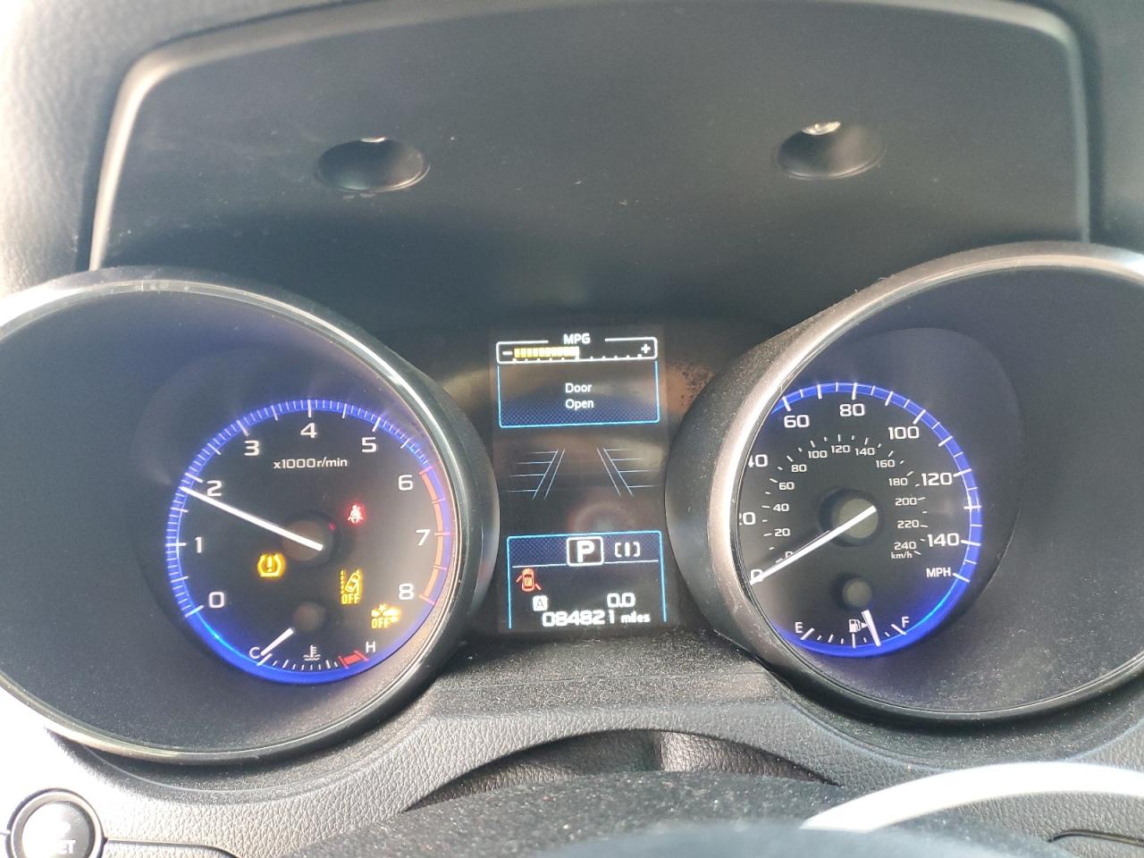 Subaru Legacy 2.5i Image 6